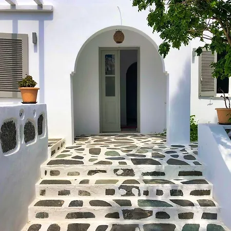 Apartment Eleven